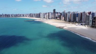 Fortaleza plajı, Ceara, Brezilya 'nın deniz manzarası. Fortaleza plajı, Ceara, Brezilya' nın deniz manzarası. Fortaleza plajı, Ceara, Brezilya 'nın deniz manzarası. Fortaleza plajı, Ceara, Brezilya' nın deniz manzarası..