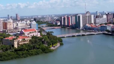Sahildeki Recife, Pernambuco, Brezilya manzarası. Şehir merkezi sahnesi. Sahildeki Recife, Pernambuco, Brezilya manzarası. Şehir merkezi sahnesi. Sahildeki Recife, Pernambuco, Brezilya manzarası. Şehir merkezi sahnesi. 