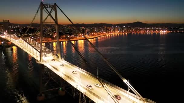 Vista Nocturna Del Puente Iluminado Ciudad Florianopolis Santa Catarina Brasil — Vídeos de Stock