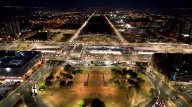 Brasilia, Distrito Federal, Brezilya 'nın merkezindeki gece hayatı. Şehir manzarasının zaman aşımı. Brasilia, Distrito Federal, Brezilya 'nın merkezindeki gece hayatı. Şehir manzarasının zaman aşımı. Brasilia, Distrito Federal, Brezilya 'nın merkezindeki gece hayatı. 