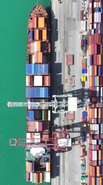 Valencia Limanı Valence Community İspanya. Yük Gemisi Sahnesi. Deniz Taşımacılığı. İspanya 'daki Valencia Limanı. Manzara değişimi. Ticaret Pazarı Sahnesi.