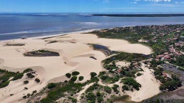 Tutoia Skyline, Tutoia, Brezilya 'da. Doğa Manzarası. Amerika 'nın Brezilya Deltası. Maranhao 'daki Tutoia Skyline. Riverside City 'de. Plaj manzarası. Tatil seyahatleri. Brezilya Kuzeydoğu.