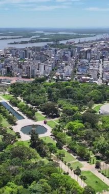 Morretes Parana. Estrada da Graciosa Parana Brezilya 'da Morretes' te. Tarihi Yol 'da. Dolambaçlı Peyzaj. Seyahat güzergahı. Estrada da Graciosa Parana Brezilya 'da Morretes' te. Tatil Turizmi.