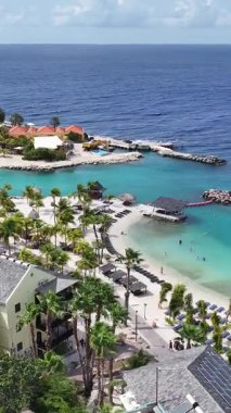 Hollanda, Willemstad Curacao 'daki Deniz Akvaryumu. Plaj manzarası. Karayip Adası. Hollanda 'daki Willemstad Curacao. Deniz Burnu Açık Hava. Doğa Turizmi.