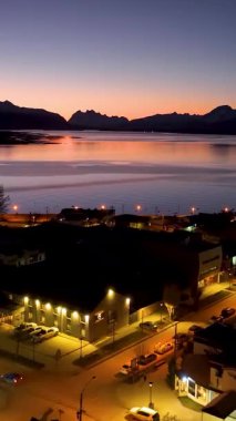 Antarktika Şili 'deki Torres Del Paine' deki gri buzullar. Karlı Dağlar. Buzul Manzarası. Antarktika Şili. Kış Arkaplanı. Antarktika Şili 'deki Torres Del Paine' de Gri Buzul.