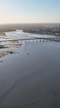 Sao Luis Skyline 'da Sunrise at Sao Luis, Maranhao Brazil. Jose Sarney Köprüsü. Mangrove Skyline 'da. Sao Luis Skyline Maranhao Brezilya 'da Sao Luis' de. Manzaralı Gündoğumu. Tatil seyahatleri. Brezilya Kuzeydoğu.
