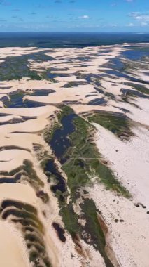 Maranhao Brezilya 'daki Tutoia Köyü. En Büyük Nehir Deltası. Kıyı Kenti manzarası. Maranhao 'daki Tutoia Köyü. Riverside Sahnesi. Doğa Arkaplanı. Seyahat güzergahı. Brezilya Kuzeydoğu.