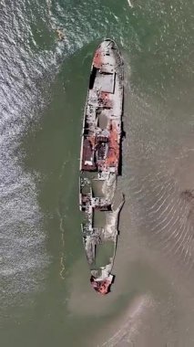 Tutoia Skyline, Tutoia, Brezilya 'da. Sahil Skyline. Doğa Düşük Dalga. Yaz Gezisi. Tutoia Skyline, Tutoia, Brezilya 'da. Gemi Enkazı Manzarası.