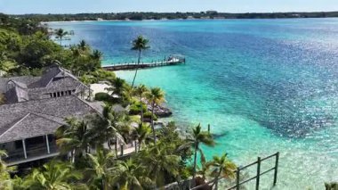 Bahamalar New Providence Bahamalar 'da Nassau' da Skyline. Plaj manzarası. Şehir merkezinde. Seyahat güzergahı. Bahamalar Nassau 'da, Bahamalar' da, Bahamalar 'da. Doğa Deniz Burnu.