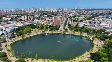 Joao Pessoa 'daki Solon De Lucena Gölü Paraiba Brezilya. Ünlü Botanik Bahçesi şehri geziyor. Altyapı Skyline Panoramic City View Awesome. Altyapı Şehir Manzarası.