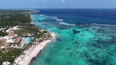 Punta Cana Skyline La Altagracia Dominik Cumhuriyeti 'ndeki Punta Cana' da. Karayip silueti. Plaj manzarası. Resort Scenery 'de. Punta Cana Skyline La Altagracia Dominik Cumhuriyeti Punta Cana 'da.