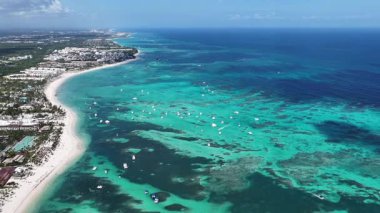 Punta Cana Skyline La Altagracia Dominik Cumhuriyeti 'ndeki Punta Cana' da. Karayip silueti. Plaj manzarası. Resort Scenery 'de. Punta Cana Skyline La Altagracia Dominik Cumhuriyeti Punta Cana 'da.