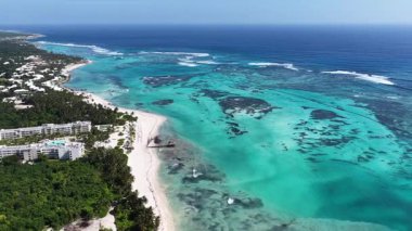 Punta Cana Skyline La Altagracia Dominik Cumhuriyeti 'ndeki Punta Cana' da. Karayip silueti. Plaj manzarası. Resort Scenery 'de. Punta Cana Skyline La Altagracia Dominik Cumhuriyeti Punta Cana 'da.