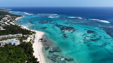 Punta Cana Skyline La Altagracia Dominik Cumhuriyeti 'ndeki Punta Cana' da. Karayip silueti. Plaj manzarası. Resort Scenery 'de. Punta Cana Skyline La Altagracia Dominik Cumhuriyeti Punta Cana 'da.