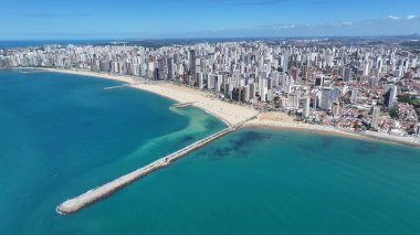 Fortaleza Skyline Ceara Brezilya Fortaleza 'da. Sahil şehri. Şehir merkezindeki şehir manzarası. Plaj manzarası. Fortaleza Skyline Ceara Brezilya Fortaleza 'da. Güzel Skyline. Brezilya Kuzeydoğu.