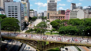 Sao Paulo Brezilya Belediye Tiyatrosu. Gökdelenleri Şehir Merkezi Şehir Yaşamını Yansıtıyor. Şehir Bulutları Gökyüzü Arkaplanı Şehir. Şehir dışındaki ünlü. Sao Paulo Brezilya.
