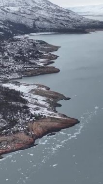 Santa Cruz Arjantin 'deki El Calafate' deki Los Glaciares Ulusal Parkı. Göz kamaştırıcı bir buzul. Los Glaciares Ulusal Parkı. Santa Cruz Arjantin 'deki El Calafate' deki Los Glaciares Ulusal Parkı.