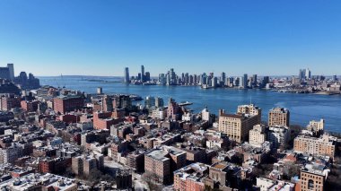 New York Skyline New York 'ta Manhattan' da. Şehir merkezinde göz kamaştırıcı. Turizm Tarihi Yer. New York Skyline, New York Birleşik Devletleri. Yükseklik Binaları.