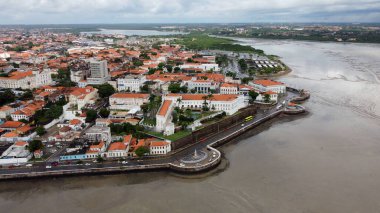 Sao Luis Skyline Sao Luis Maranhao Brezilya 'da. Gökdelenleri Şehir Merkezi Şehir Yaşamını Yansıtıyor. Metropol Manzarası Panoramik Şehir Manzarası Güzel. Kentsel Panoramik Şehir Görünümü.