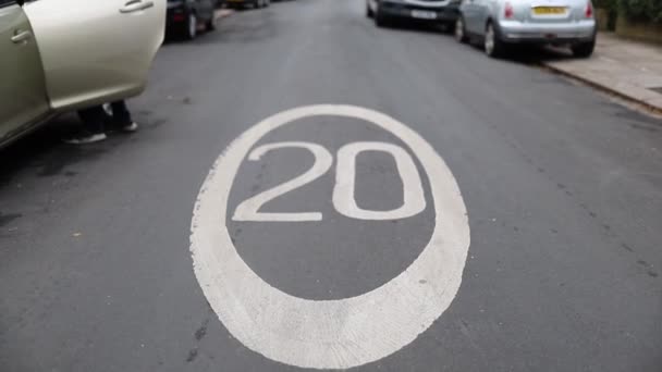 Number 20 Painted on the Pavement from a London Neighbourhood — Stok video