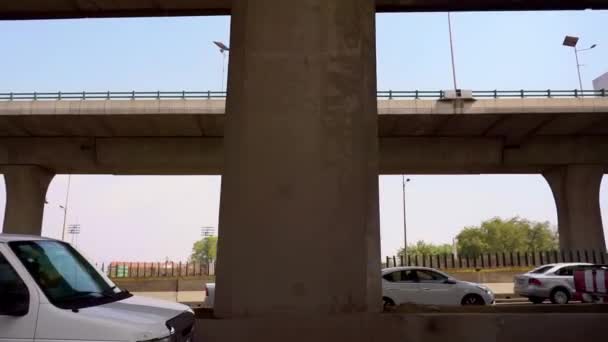 Lentamente movendo o tráfego no Periferico da Cidade do México — Vídeo de Stock