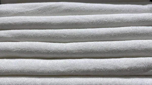 White Towels Stack Folded Cotton Terry Towels Close — Stock Photo, Image
