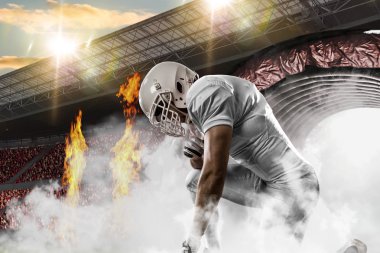 Beyaz üniforma futbolcu