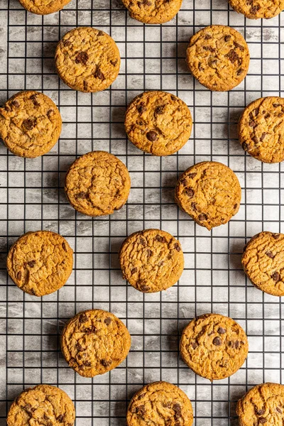 Freshly Baked Chocolate Chip Cookies Marble Countertop Copy Space — Stock Photo, Image