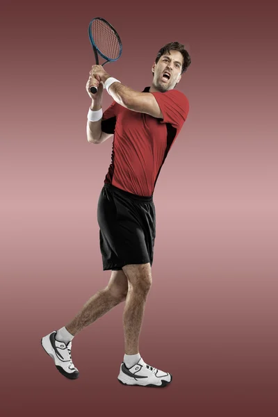 Tenisista z czerwoną koszulę. — Zdjęcie stockowe