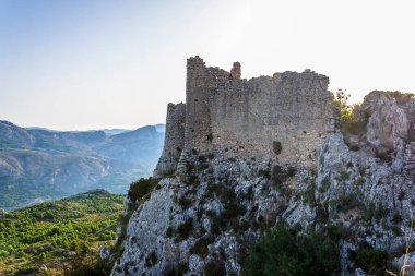 Confrides, Alicante, İspanya kalesinden uyanış.
