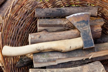 bir sürü doğranmış tahta