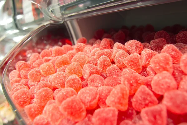 Червоні желе цукерки на ринку — стокове фото