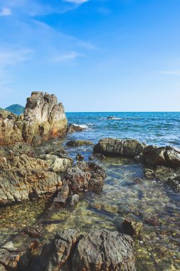 Chanthaburi, Tayland 'daki ünlü Chao Lao plajı manzaralı Lan Hin Krong..