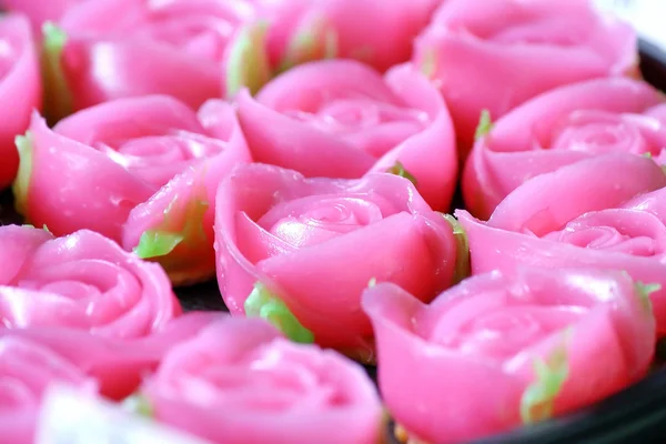 Тайский десерт - розы конфетки — стоковое фото