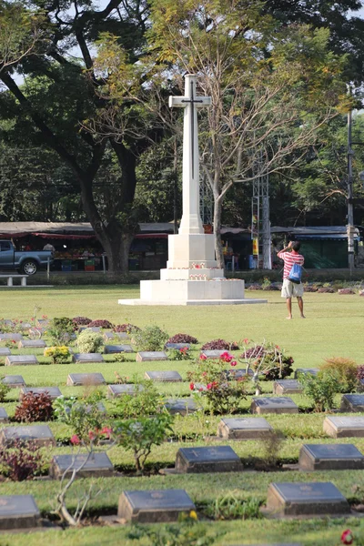 Kanchanaburi War Cemetery — Stock Photo, Image