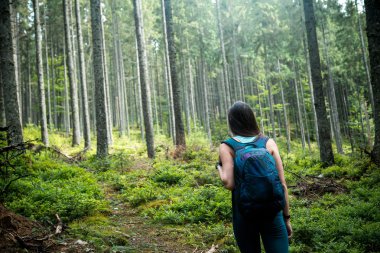 Genç güzel kız ile güzel bir vücut