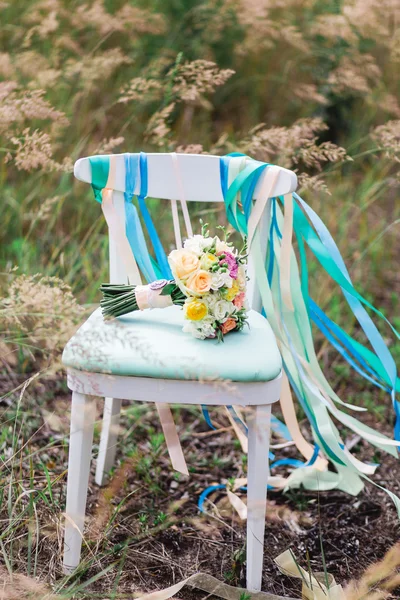 Bröllop bukett, blommor, rosor, vacker bukett — Stockfoto