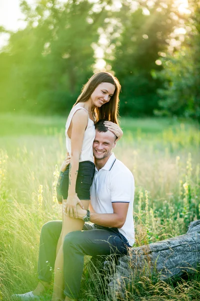 A man and a girl with a tattoo — Stock Photo, Image