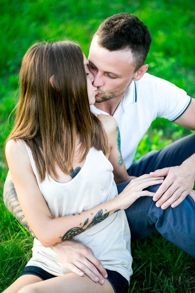 Casal apaixonado — Fotografia de Stock