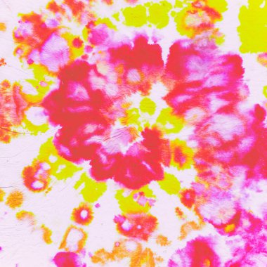 Boyalı Çember. Renkli Artistik Gömlek. Çoklu 