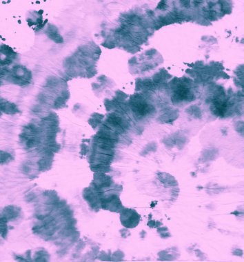 Kravatlı tişört. Pembe renkli kumaş. Tye Die