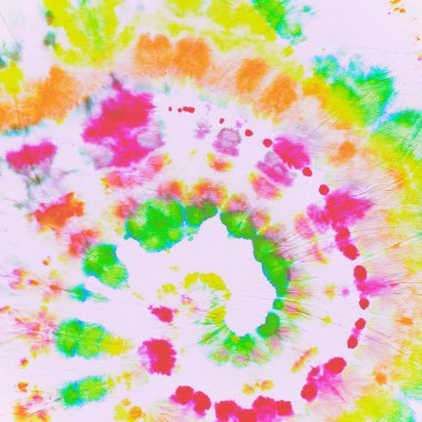 Boyalı Çember. Renkli Batik Shirt. Su.