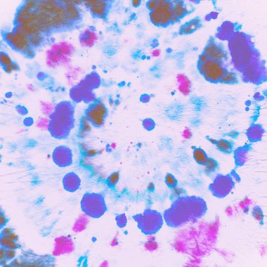 Boyalı Çember. Gökkuşağı Batik Yazısı. Mürekkep