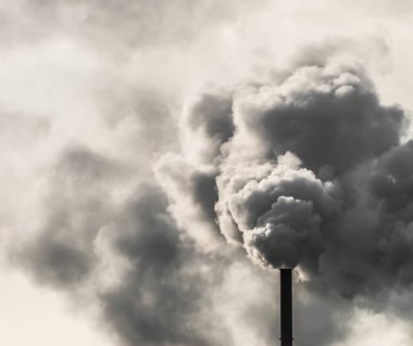 Kirli, siyah endüstriyel duman geçmişi