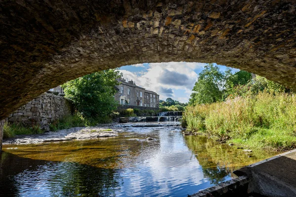 Gayle Beck, Gayle Village, Yukarı Wensleydale, Yorkshire Dales Ulusal Parkı, Kuzey Yorkshire, İngiltere