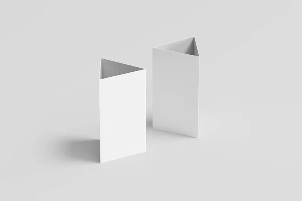 空のテーブルテント 白い背景に反射と紙の垂直三角形のカード モックアップ 3Dレンダリング — ストック写真
