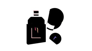 Tırnak cilası çıkarıcı ve pamuk pedi renk canlandırması