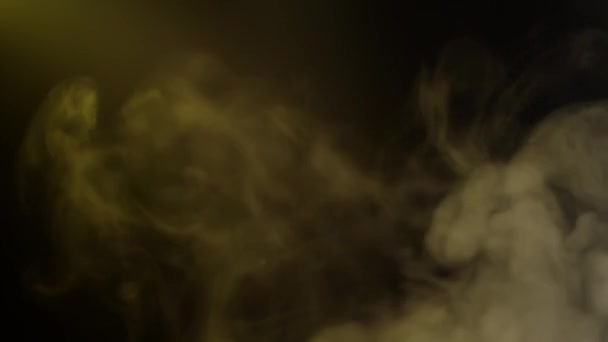 Fumée abstraite jaune ou flotteurs à vapeur — Video