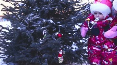 Çocuk Noel ağacı