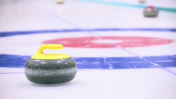 Jogo de curling. Inverno esporte olímpico — Vídeo de Stock